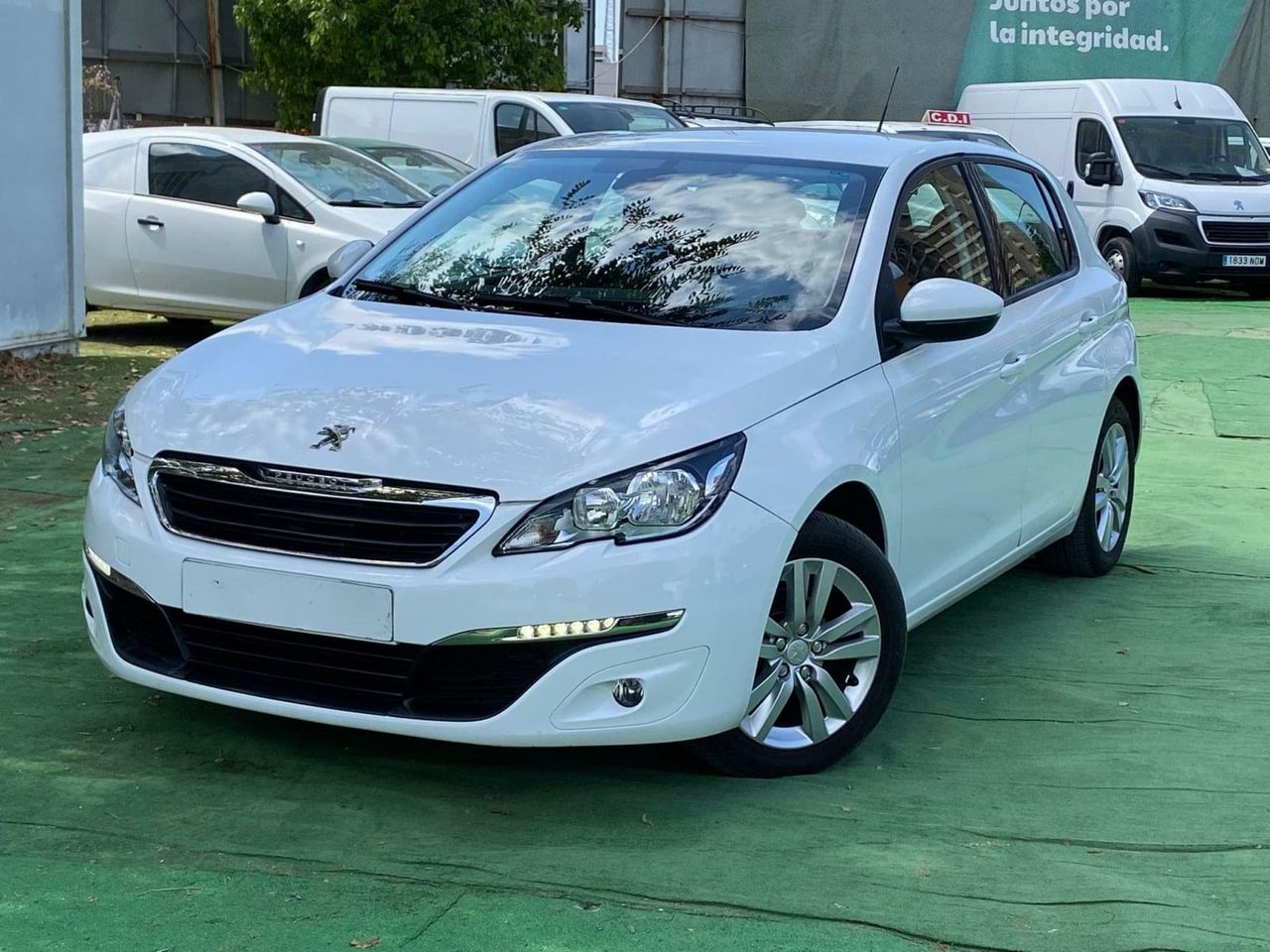Peugeot 308 1.2 110CV - Foto 26