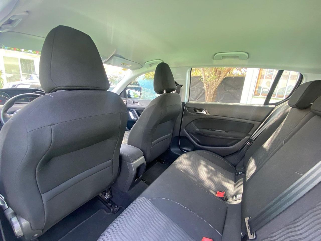 PEUGEOT 308 1.2 110CV - Foto 44