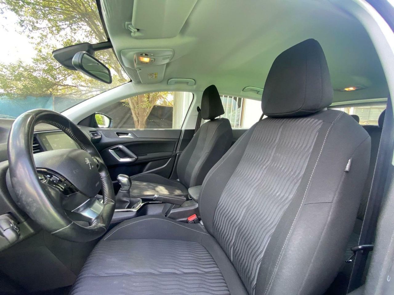 Peugeot 308 1.2 110CV - Foto 11