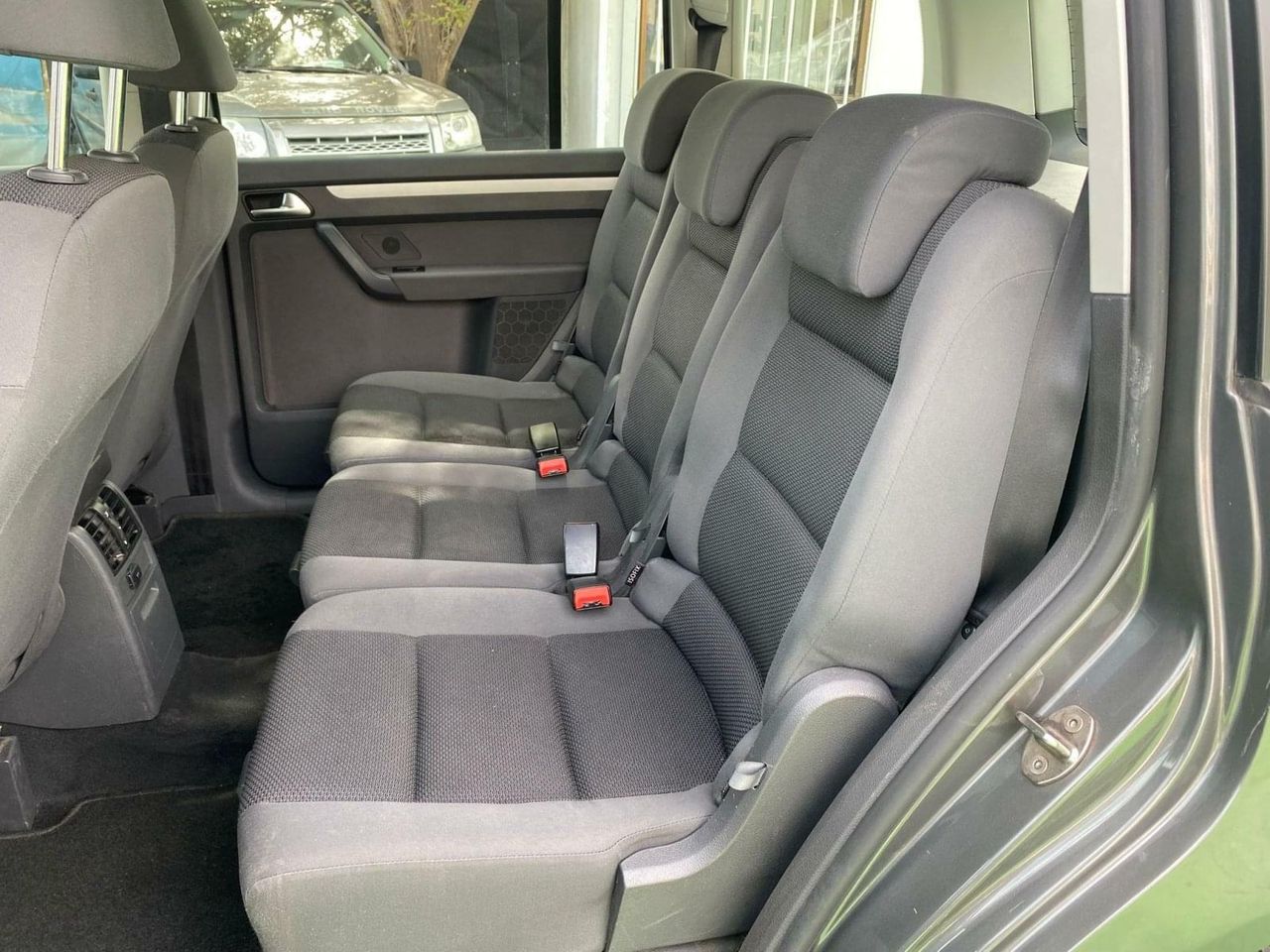 Volkswagen Touran 1.6 105CV - Foto 18