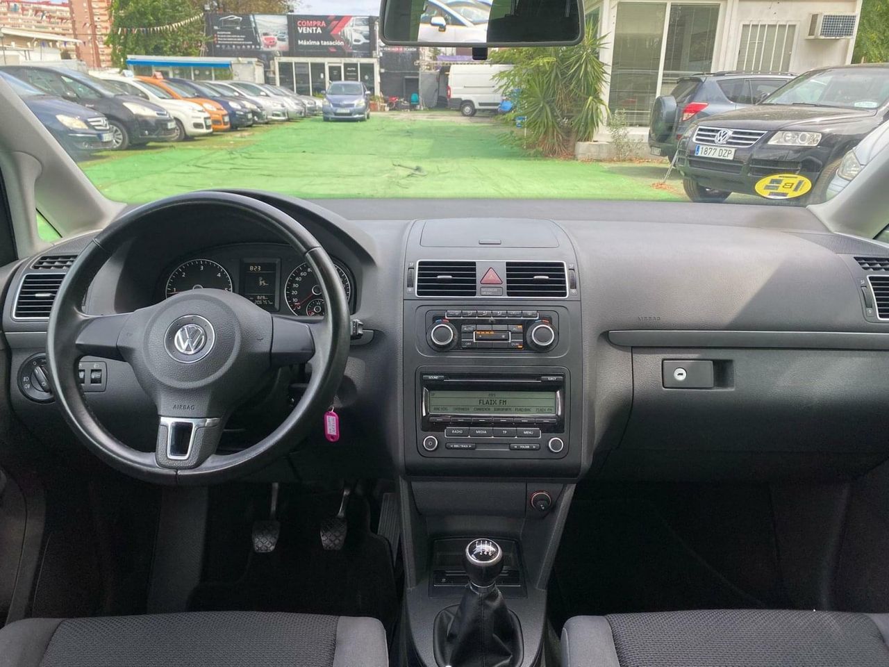 Volkswagen Touran 1.6 105CV - Foto 11
