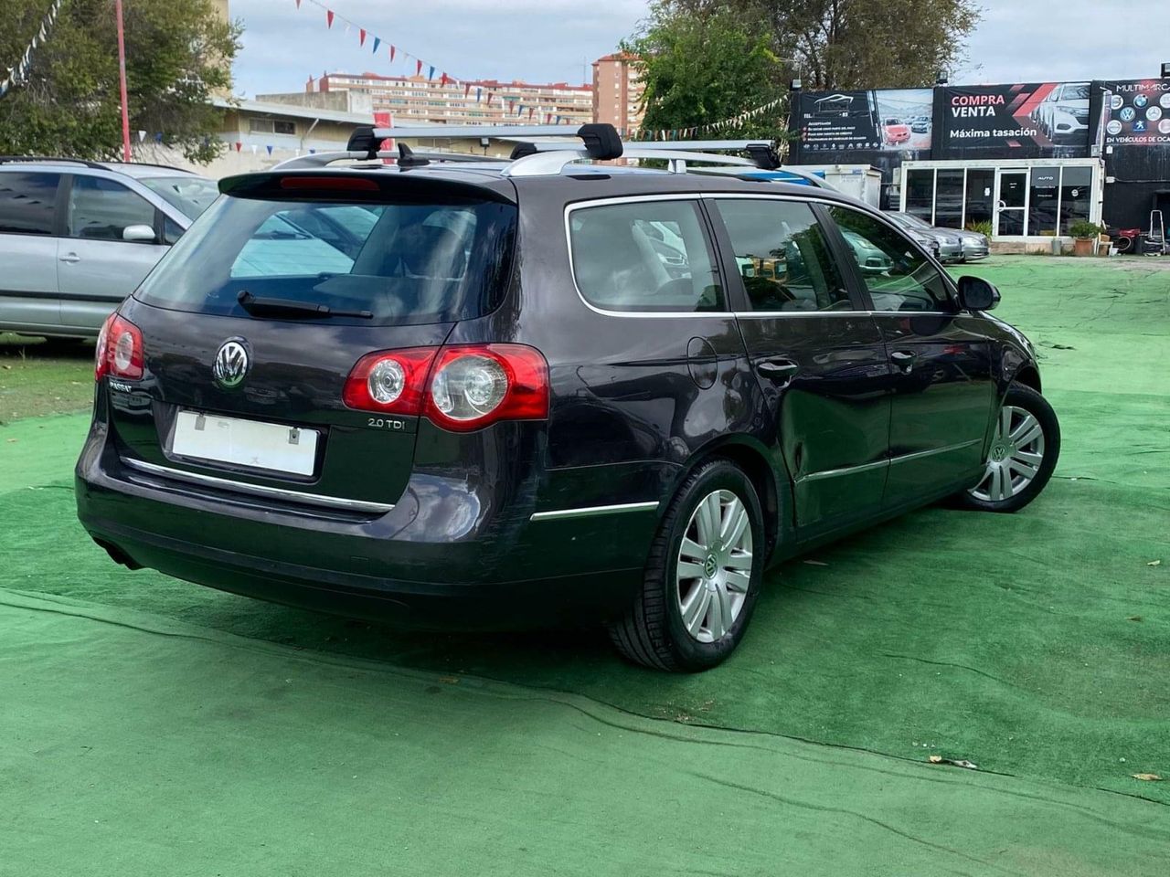 Volkswagen Passat 2.0 170CV - Foto 44