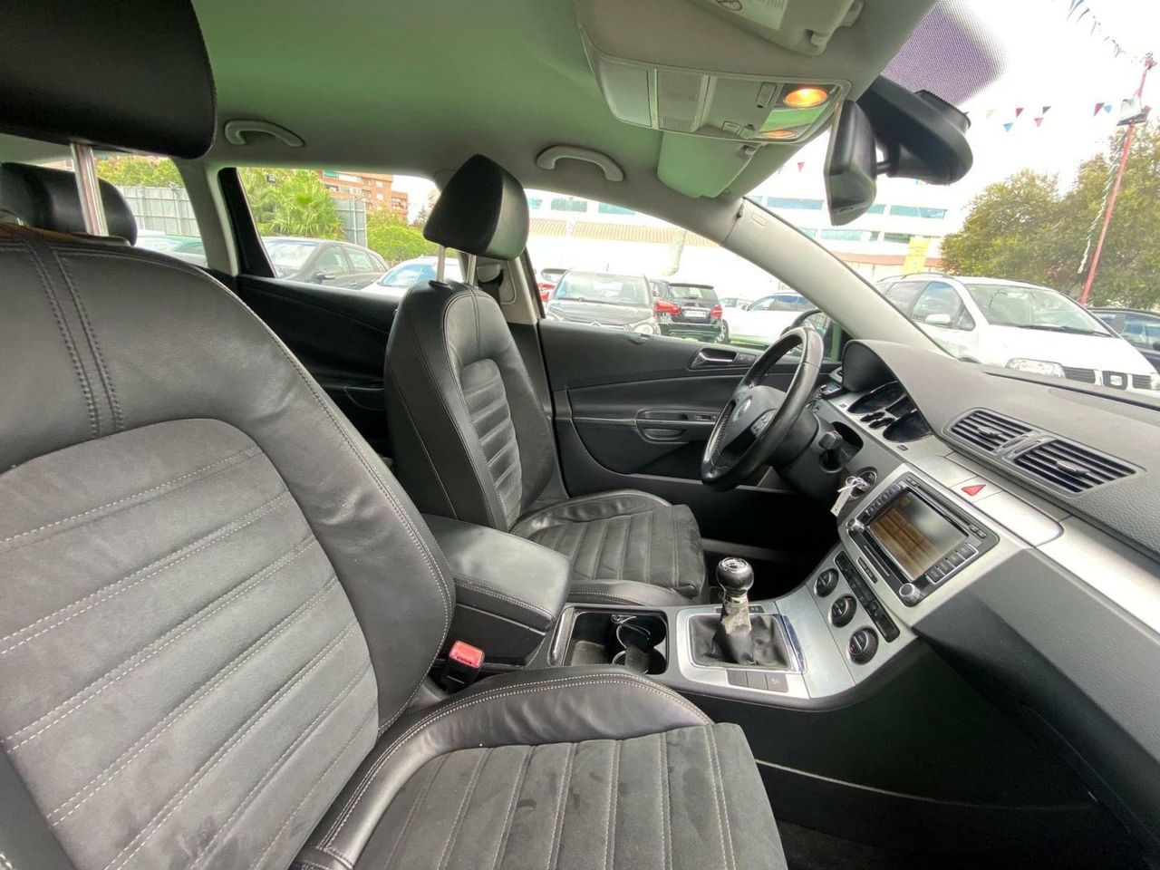 Volkswagen Passat 2.0 170CV - Foto 13