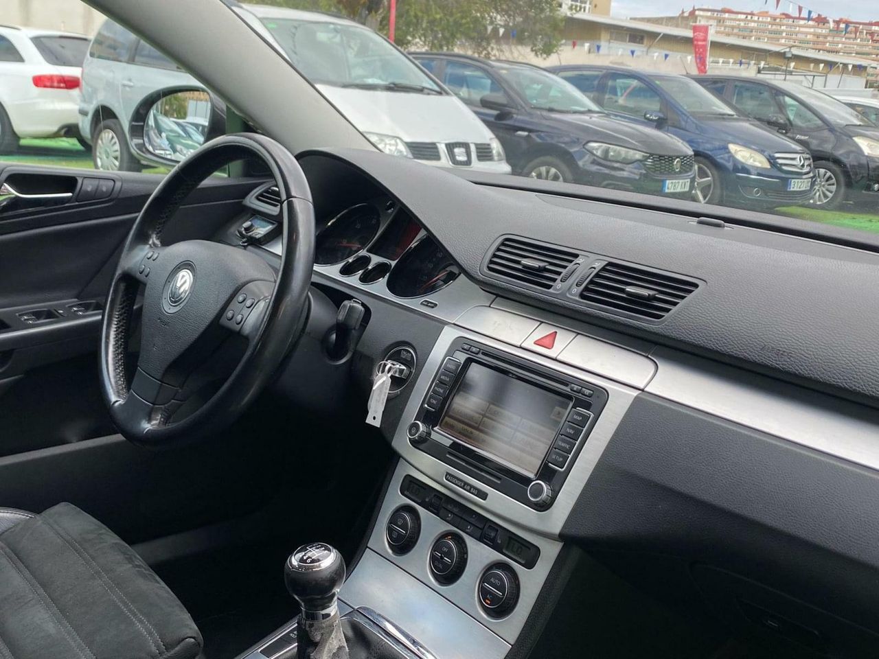 Volkswagen Passat 2.0 170CV - Foto 35