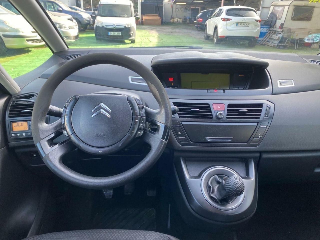 Citroën C4 Picasso 1.6 120CV - Foto 31