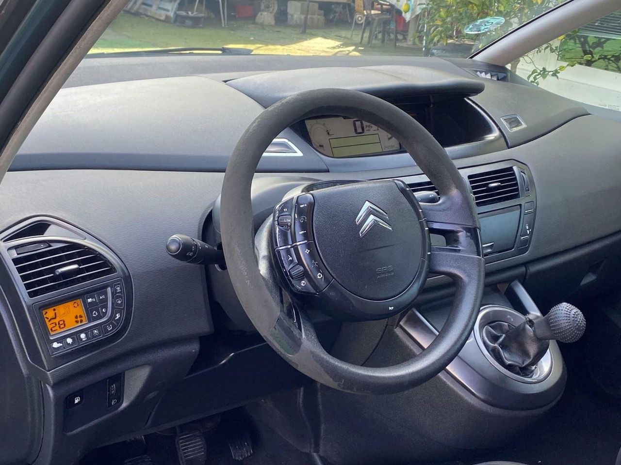 Citroën C4 Picasso 1.6 120CV - Foto 10