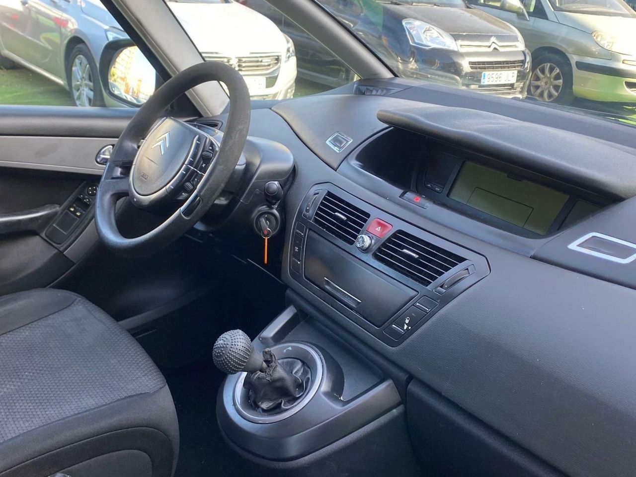 Citroën C4 Picasso 1.6 120CV - Foto 15
