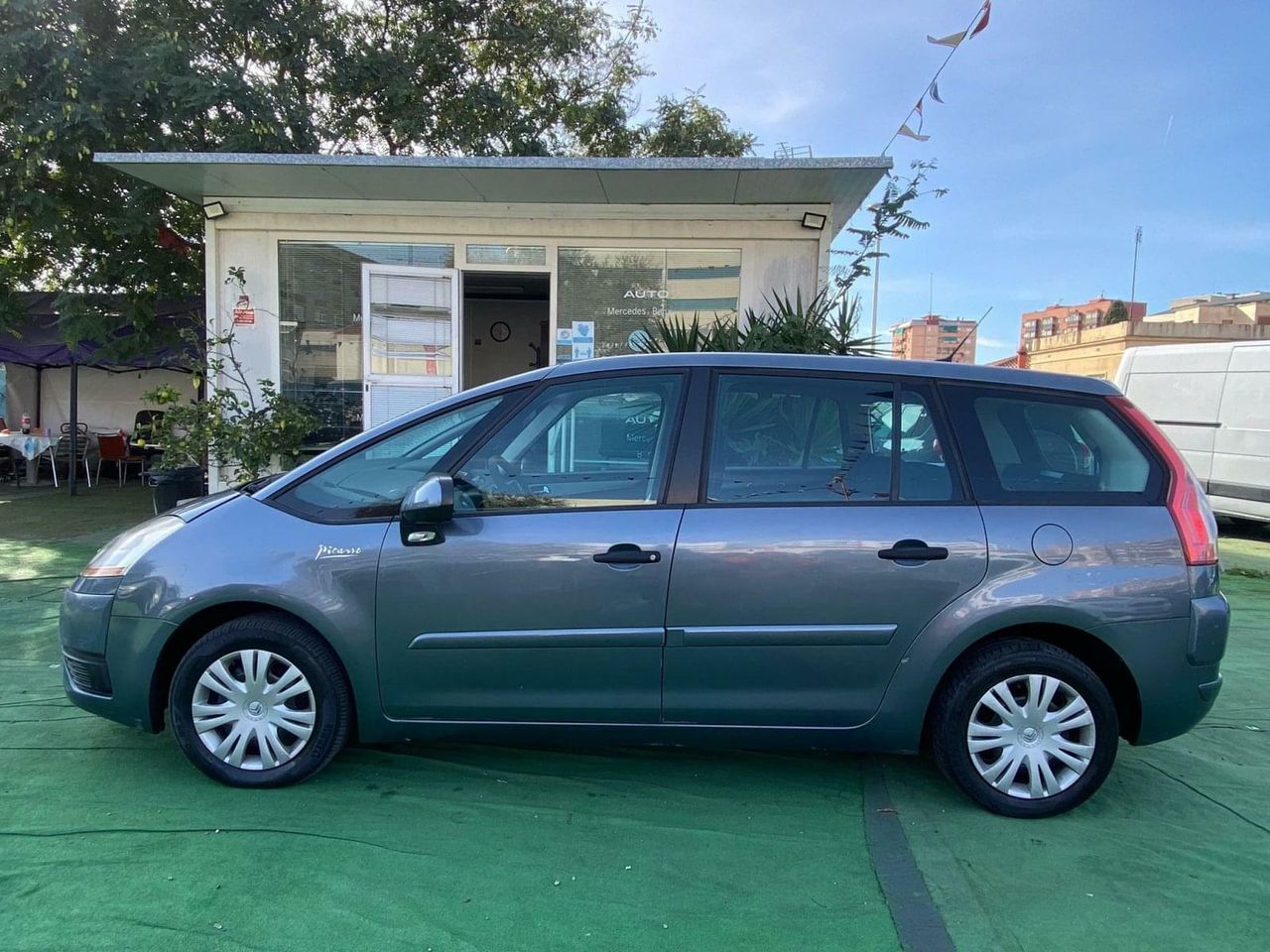 Citroën C4 Picasso 1.6 120CV - Foto 6