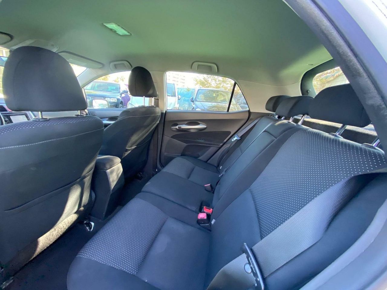 Toyota Auris 1.4 90CV - Foto 18