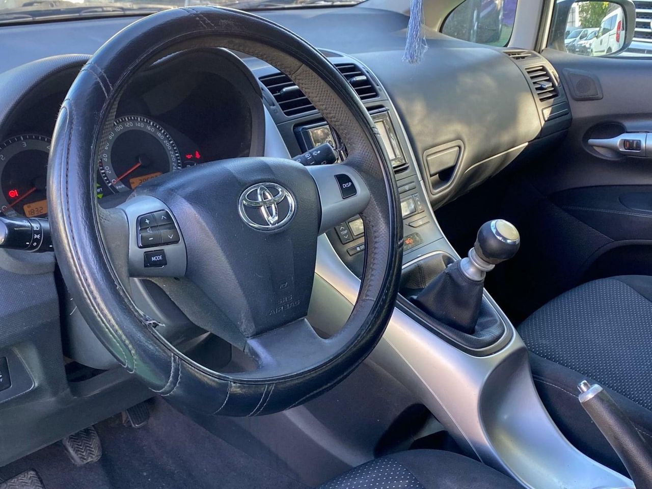 Toyota Auris 1.4 90CV - Foto 8