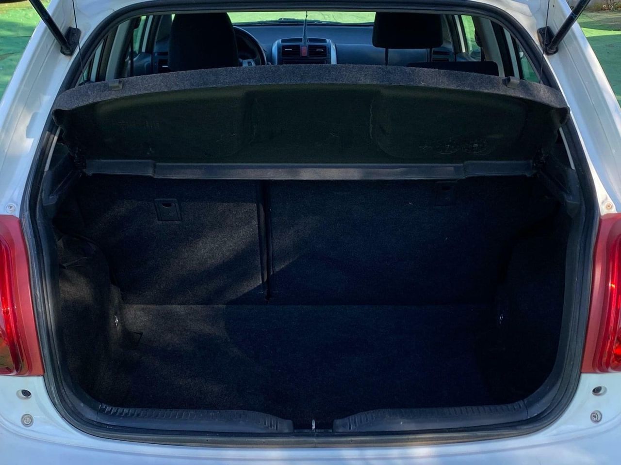 Toyota Auris 1.4 90CV - Foto 22