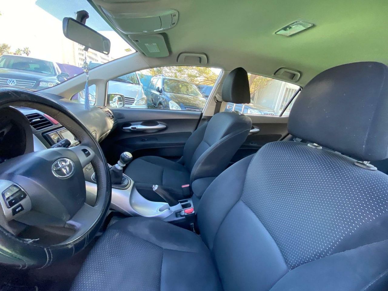 Toyota Auris 1.4 90CV - Foto 32