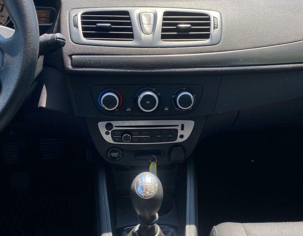 Renault Megane 1.2 115CV - Foto 19