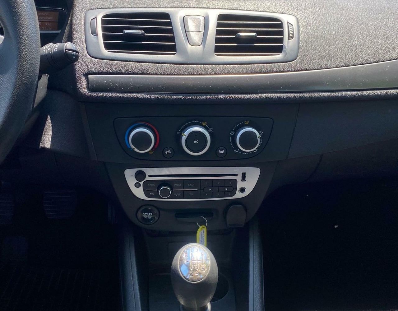 Renault Megane 1.2 115CV - Foto 14