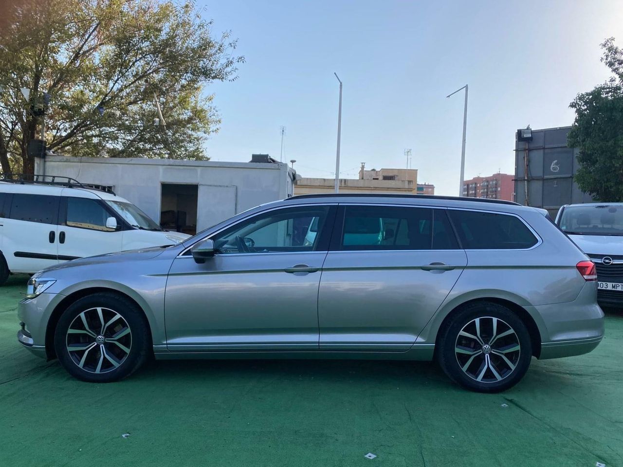 Volkswagen Passat 2.0 150CV - Foto 7