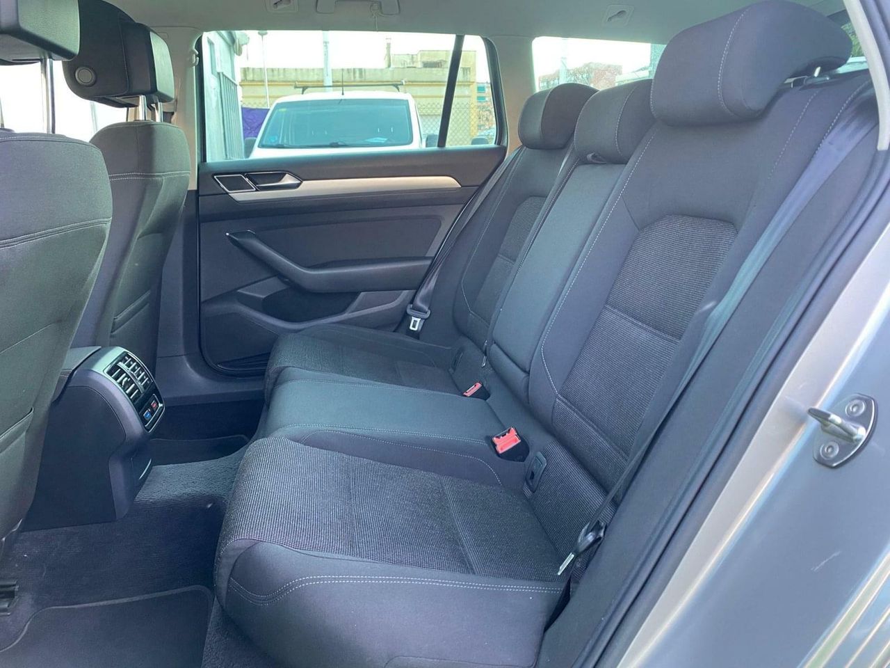 Volkswagen Passat 2.0 150CV - Foto 46