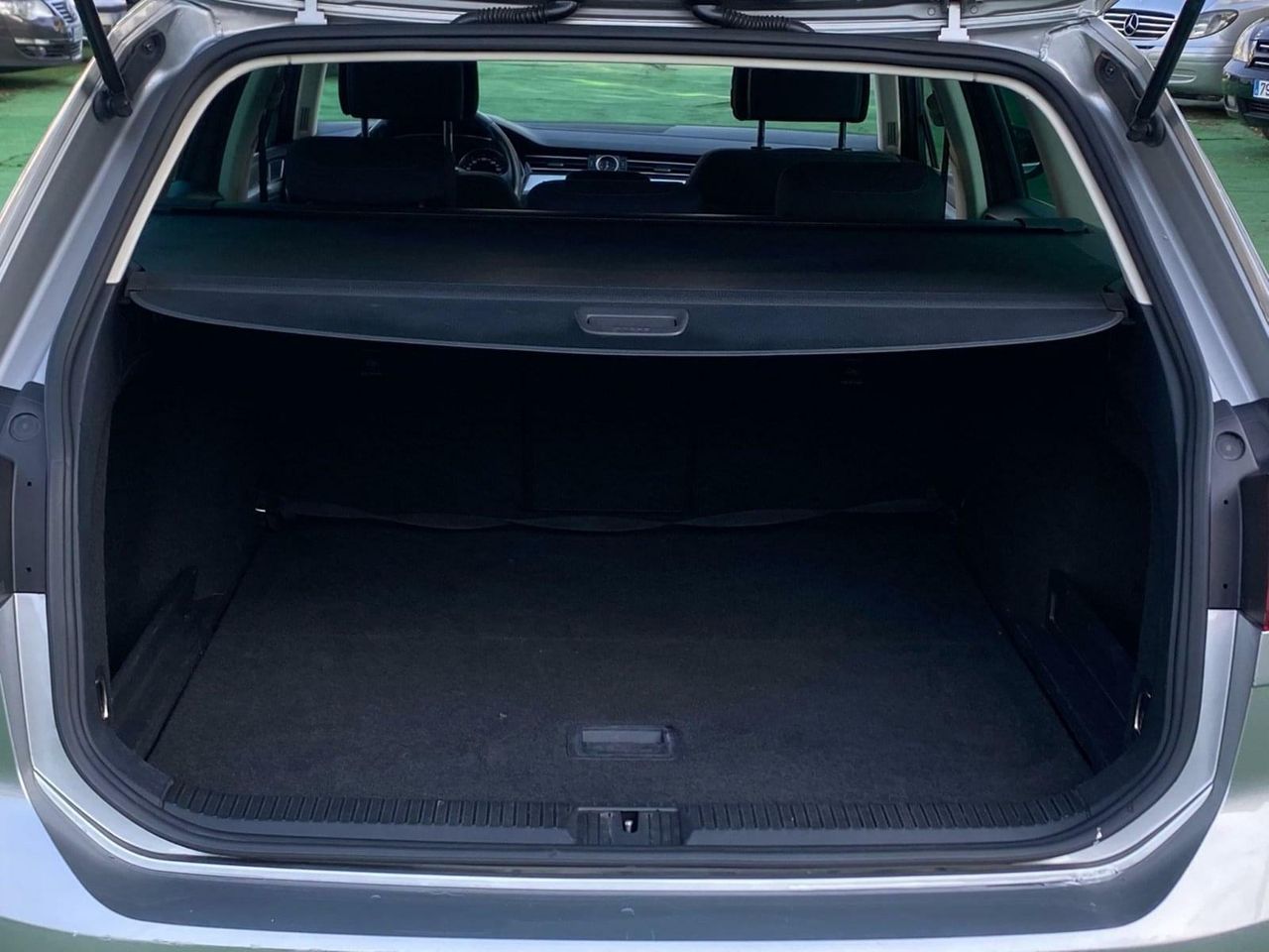 Volkswagen Passat 2.0 150CV - Foto 25