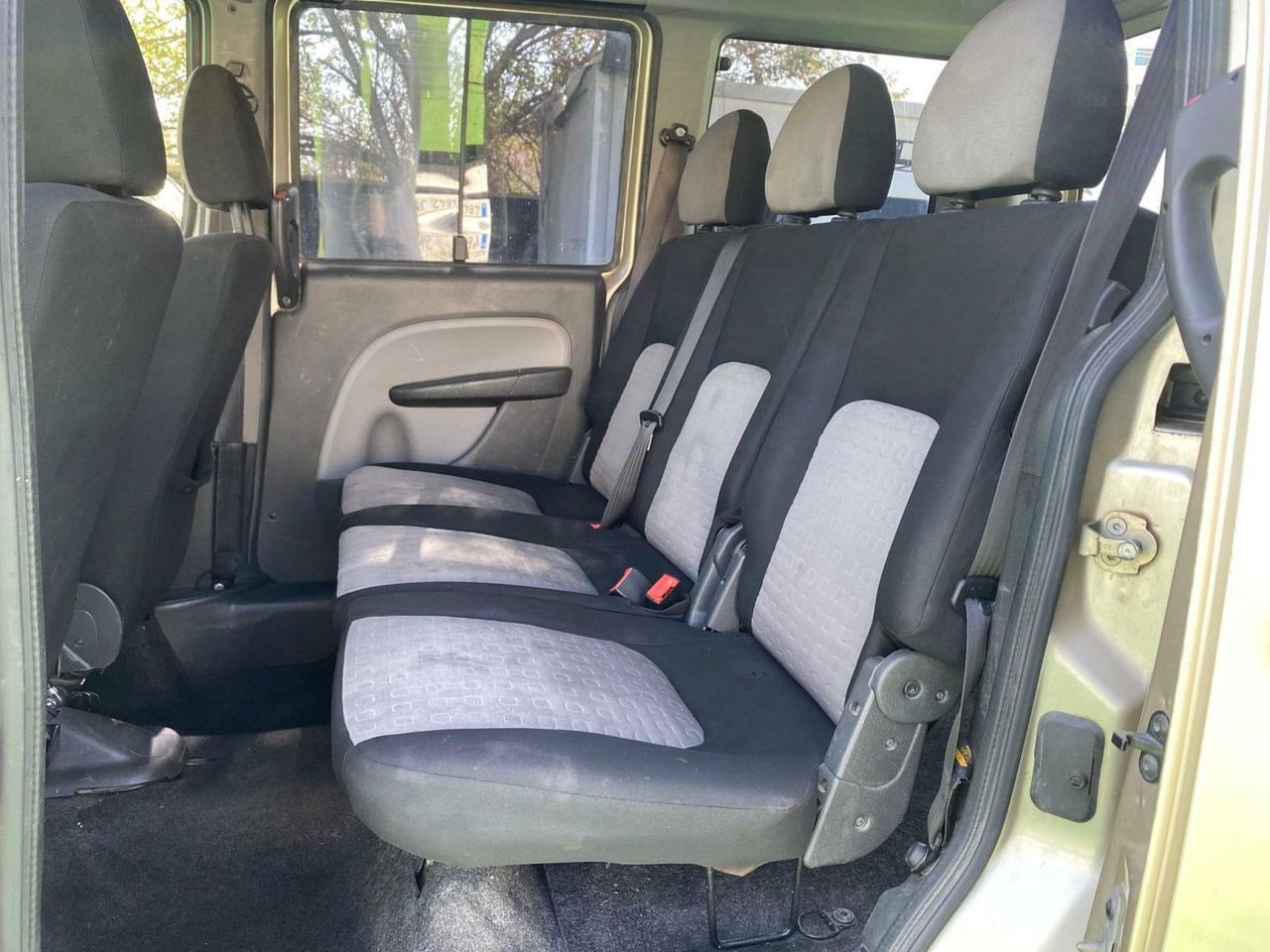Fiat Doblò 1.9 105CV - Foto 18