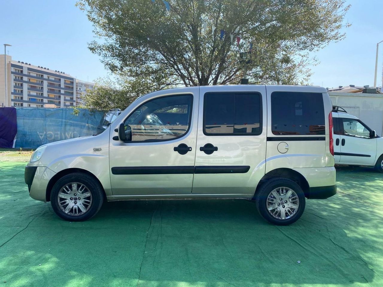 Fiat Doblò 1.9 105CV - Foto 28