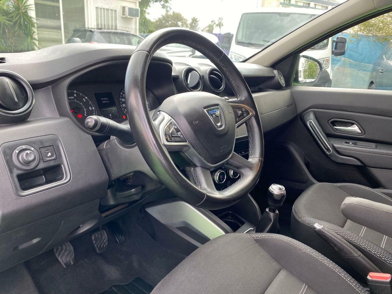 Dacia Duster 1.2 125CV - Foto 33