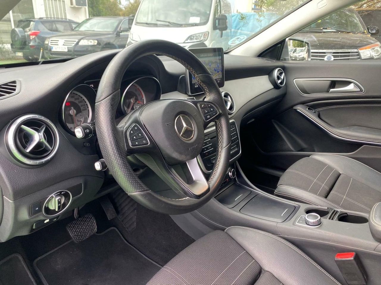 Mercedes CLA 200 D SHOOTING BRAKE  2.2 136CV - Foto 34