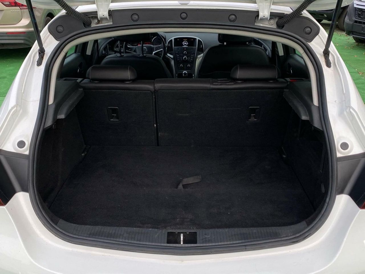 Opel Astra 1.4 140CV - Foto 44