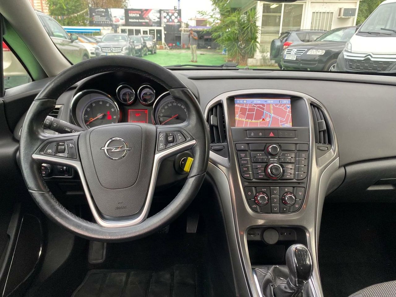 Opel Astra 1.4 140CV - Foto 15