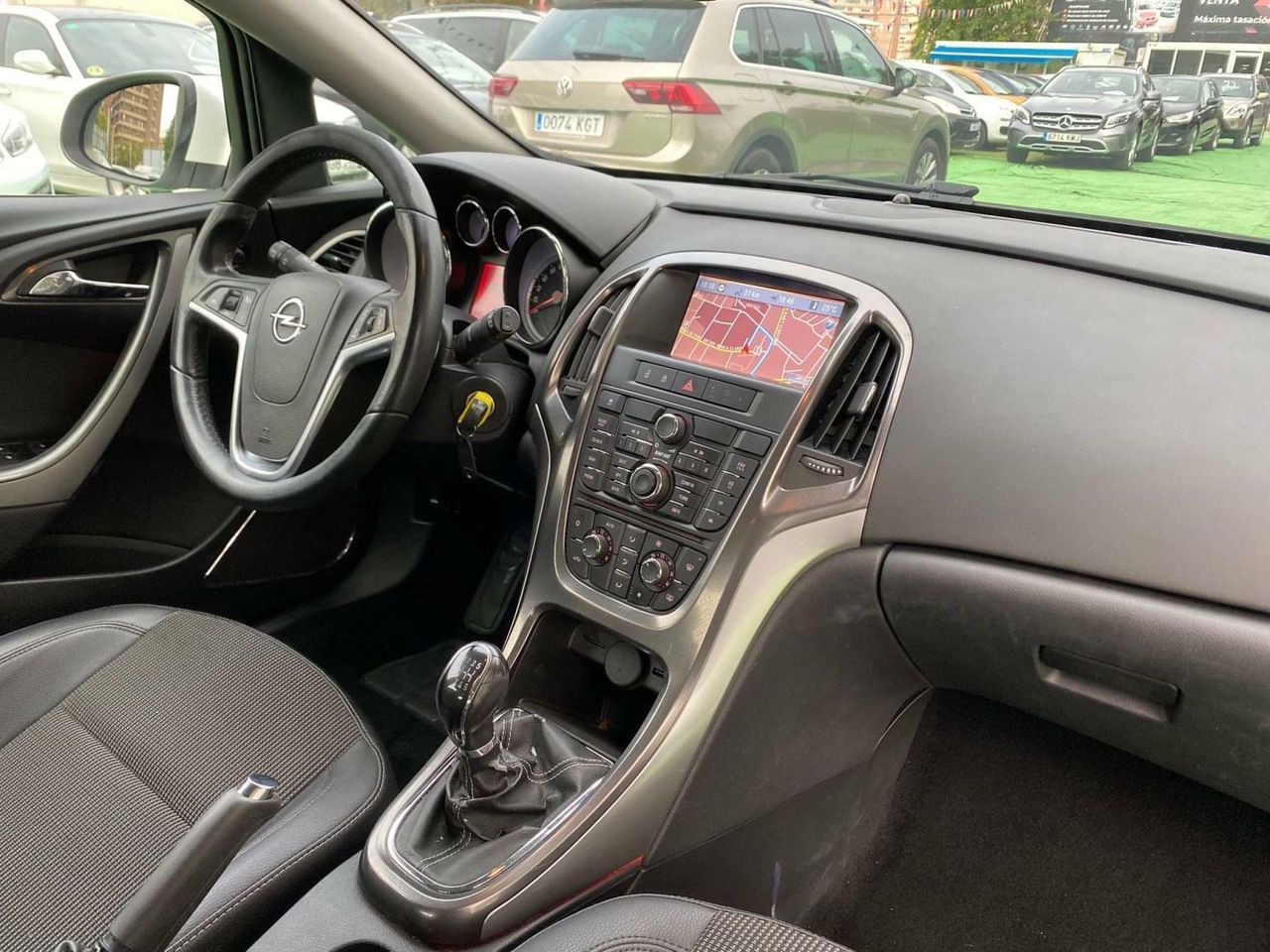 Opel Astra 1.4 140CV - Foto 11