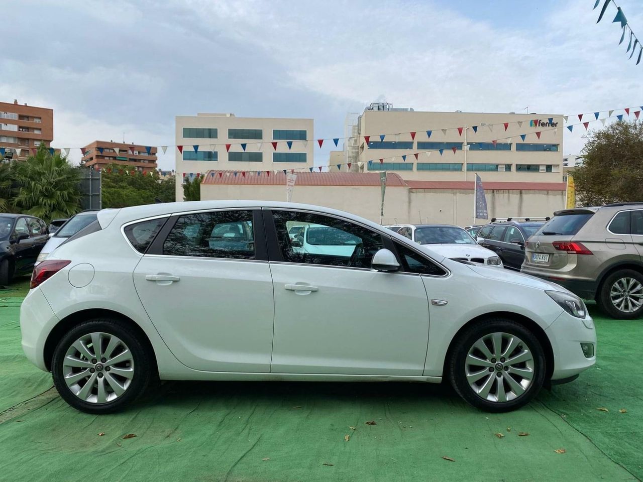 Opel Astra 1.4 140CV - Foto 28