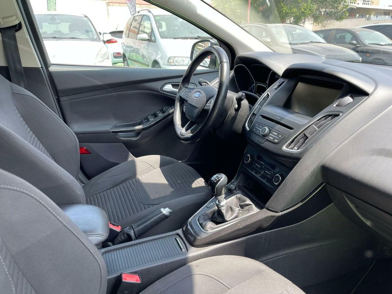 Ford Focus 1.0 125CV - Foto 30