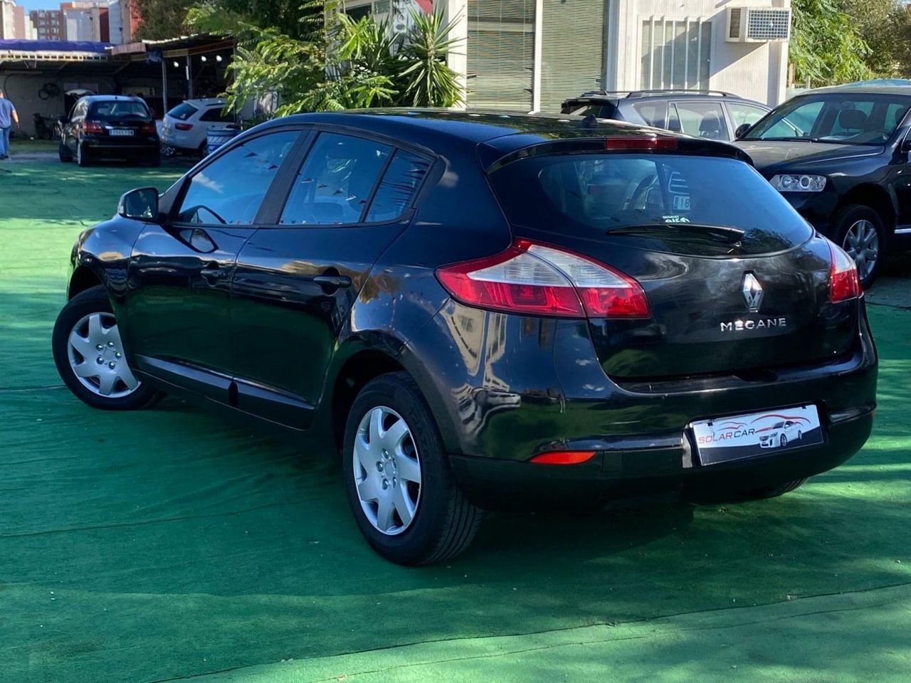 Renault Megane 1.6 100CV - Foto 20