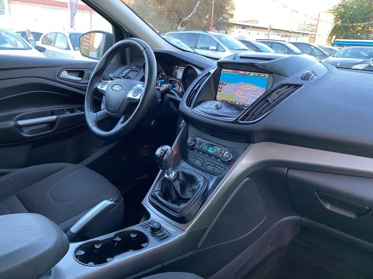 Ford Kuga 1.5 150CV - Foto 39