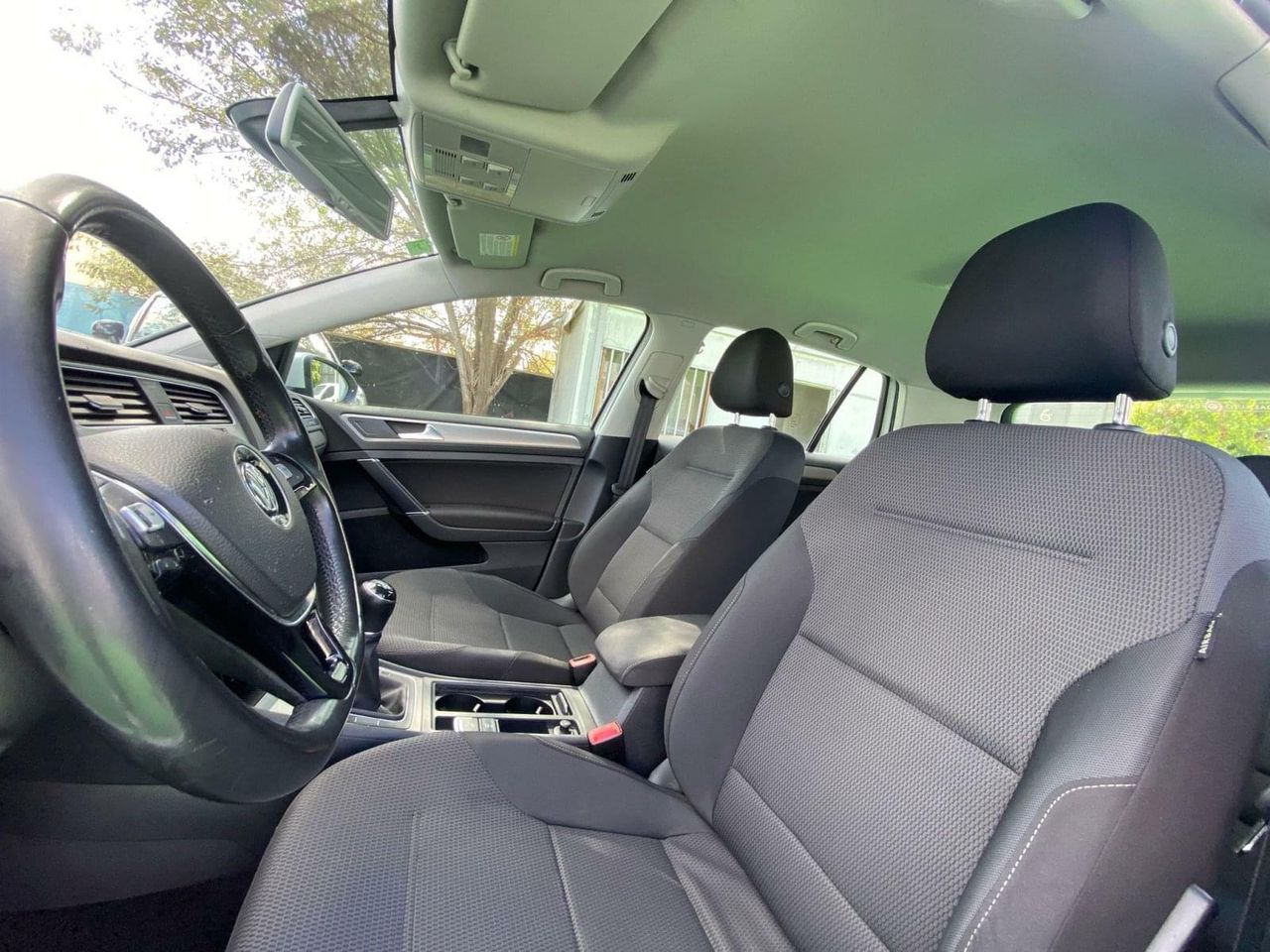 Volkswagen Golf 1.6 105CV - Foto 13
