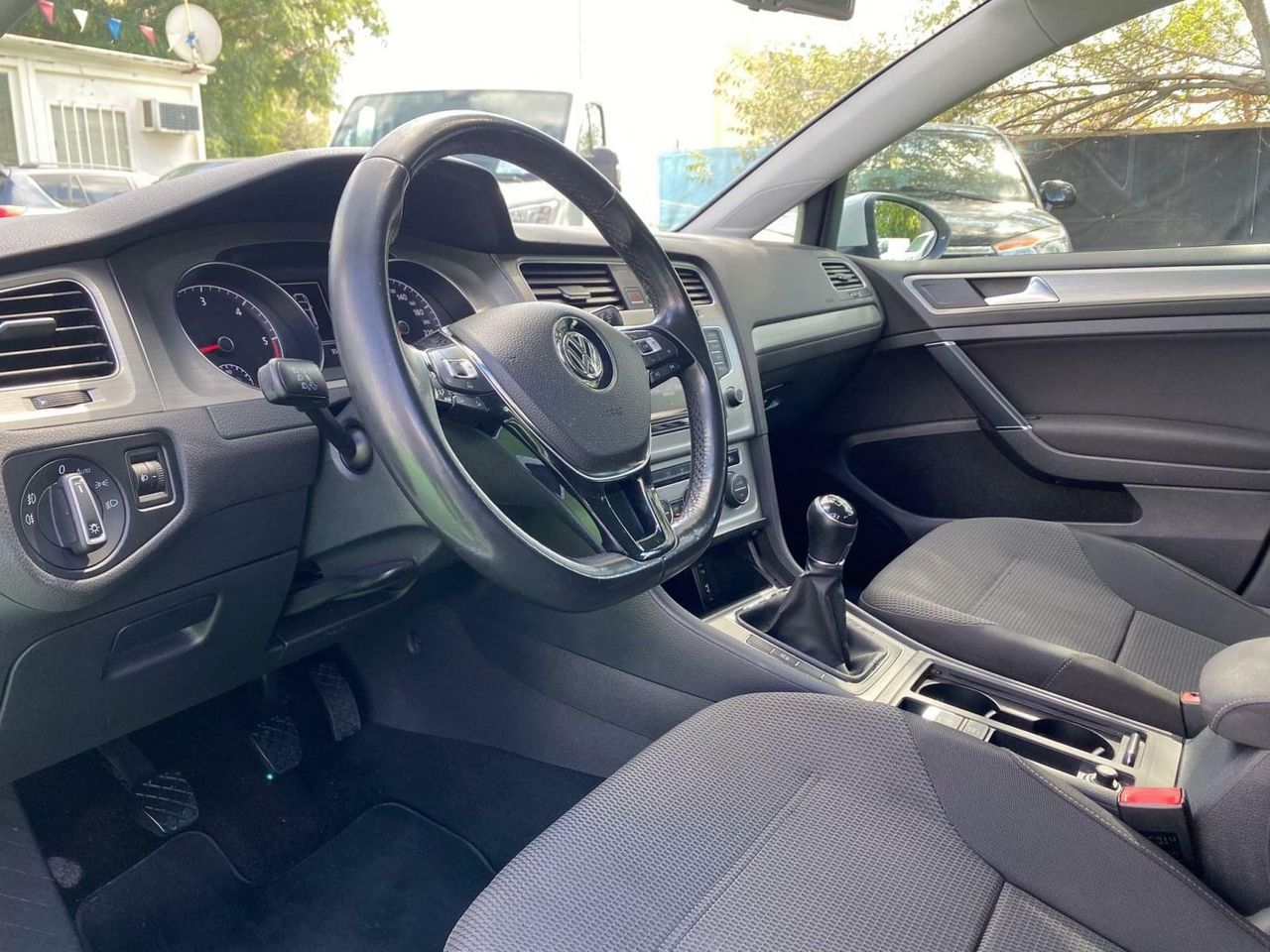 Volkswagen Golf 1.6 105CV - Foto 12