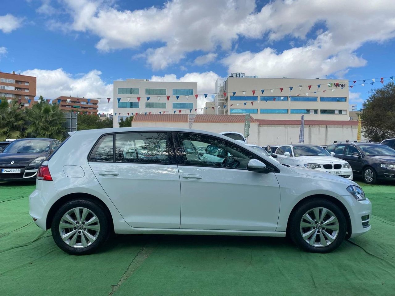 Volkswagen Golf 1.6 105CV - Foto 37