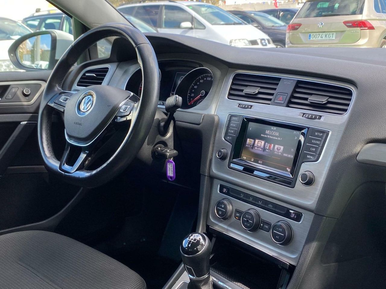 Volkswagen Golf 1.6 105CV - Foto 14