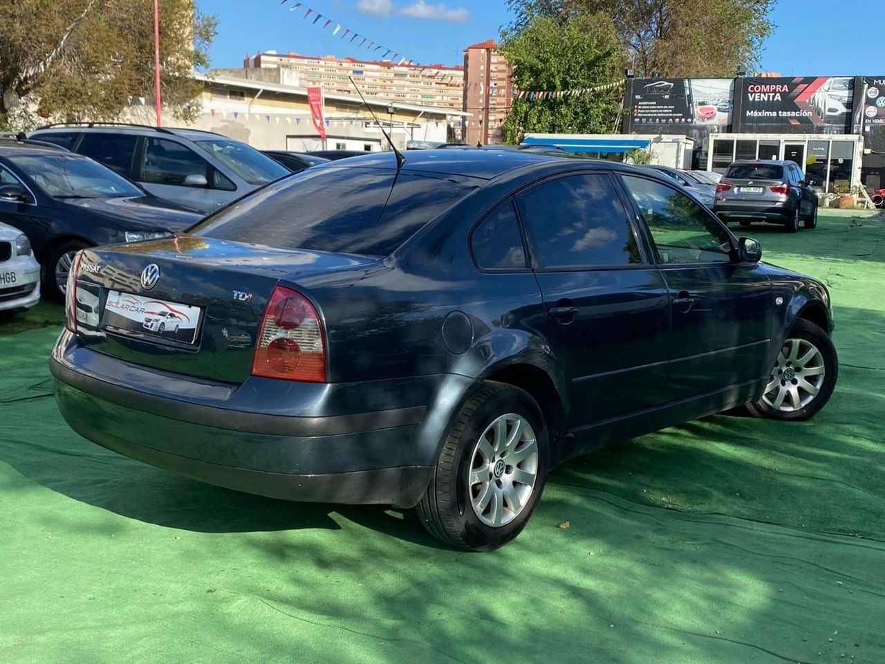 Volkswagen Passat 1.9 100CV - Foto 38