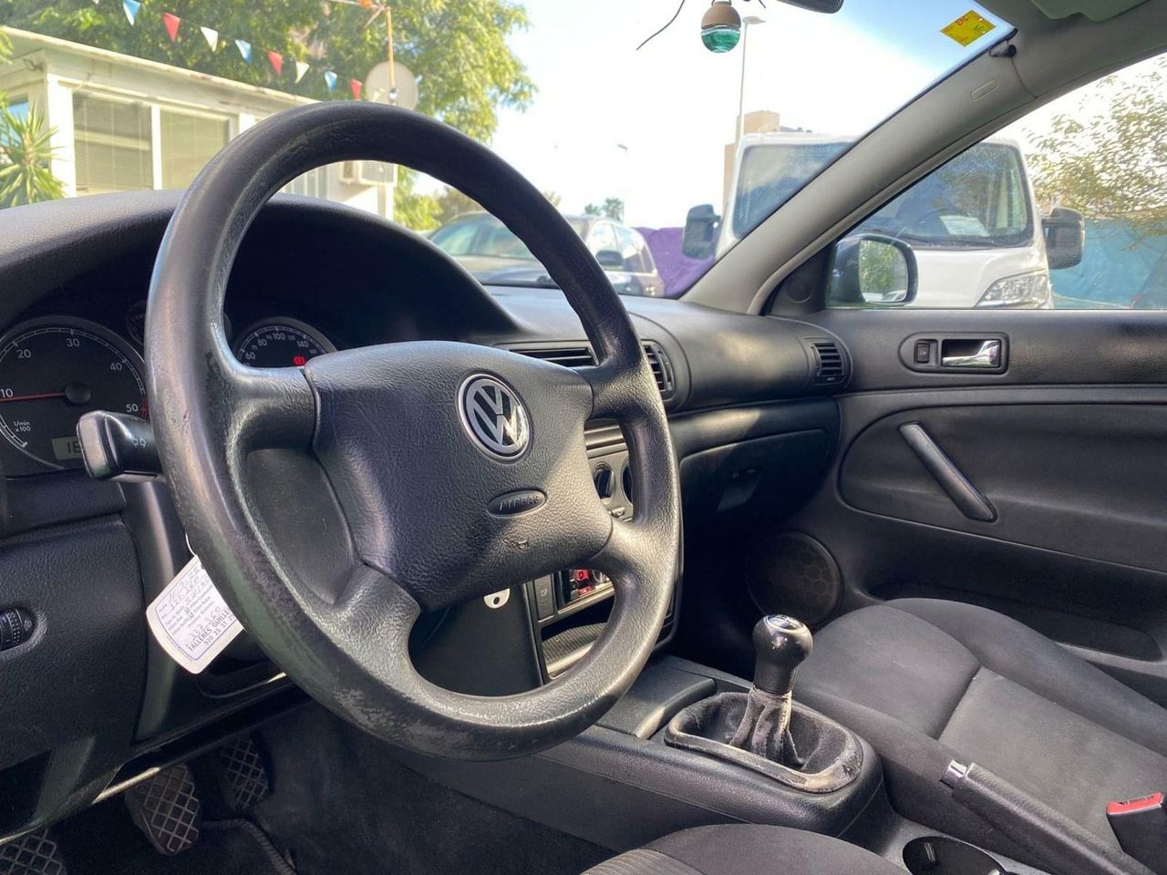 Volkswagen Passat 1.9 100CV - Foto 29
