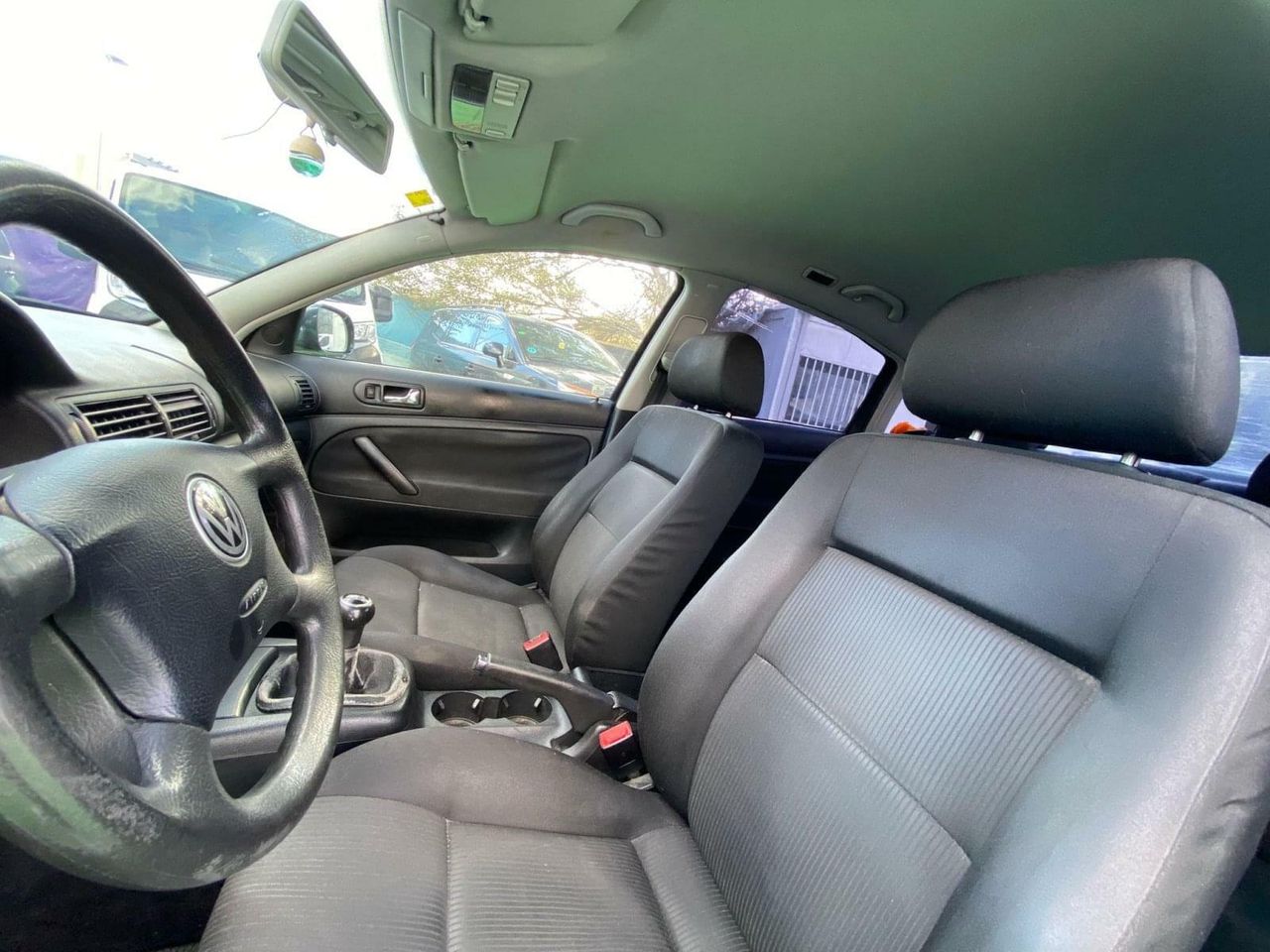 Volkswagen Passat 1.9 100CV - Foto 10