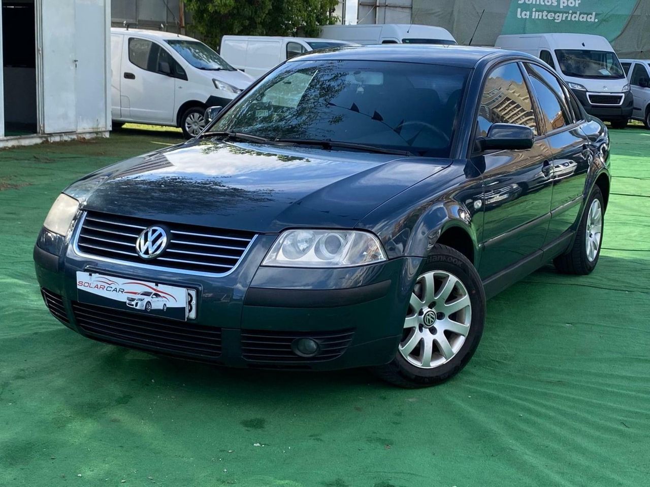 Volkswagen Passat 1.9 100CV - Foto 22