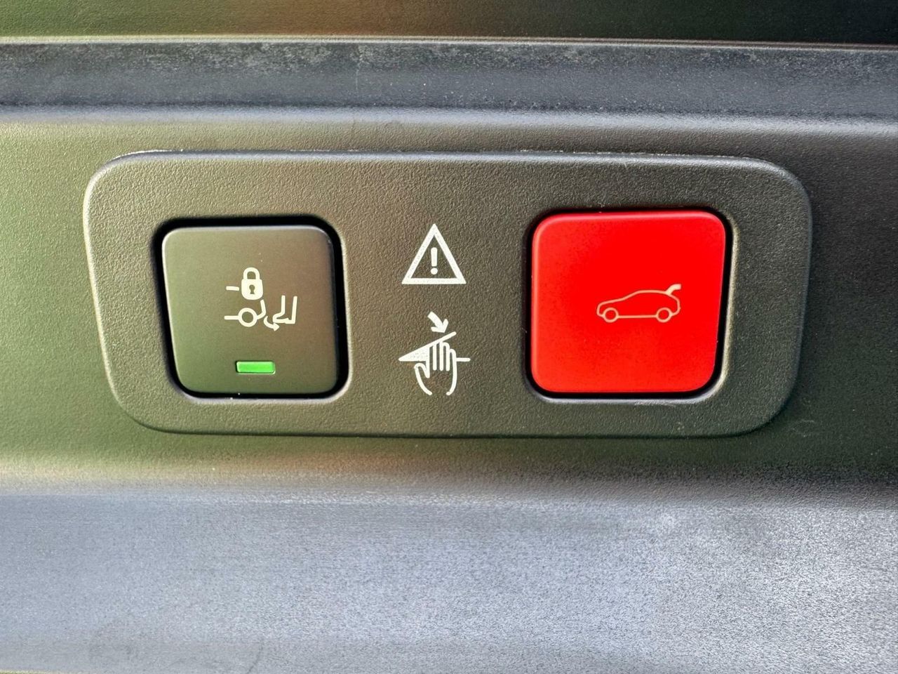 PEUGEOT 5008 1.5 130CV - Foto 15