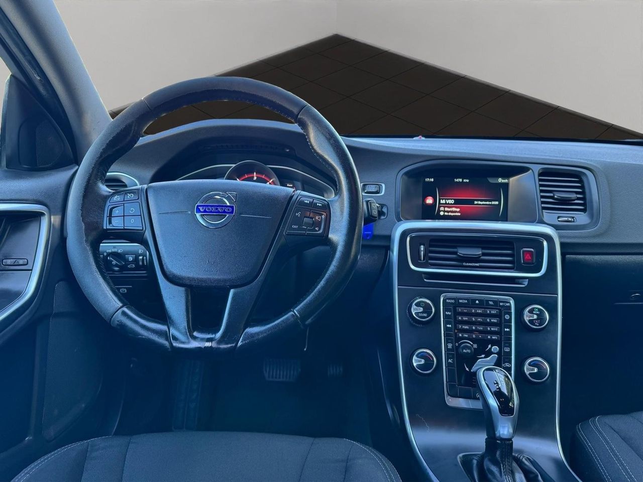 VOLVO V60 2.0 150CV - Foto 35