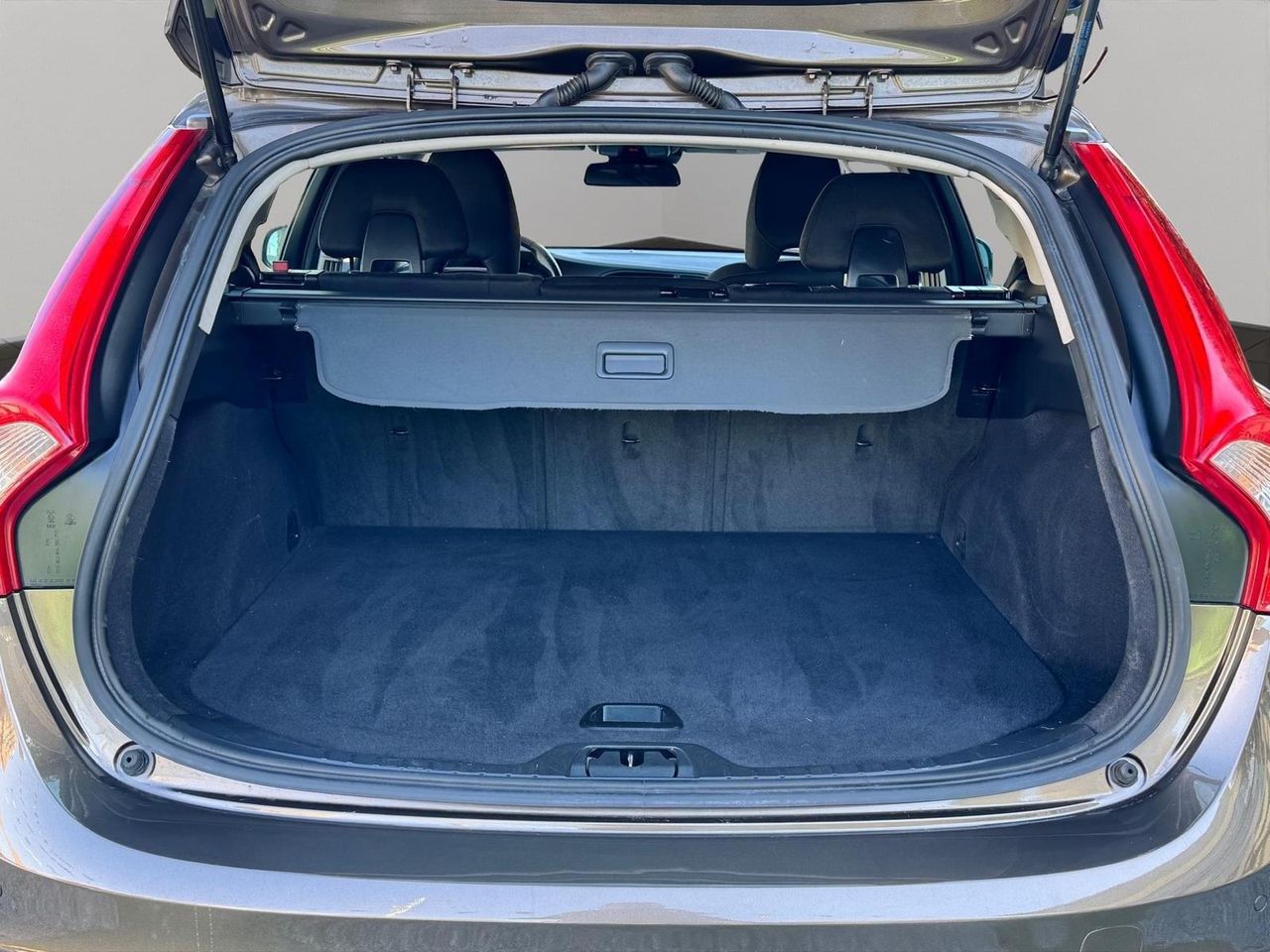 VOLVO V60 2.0 150CV - Foto 40