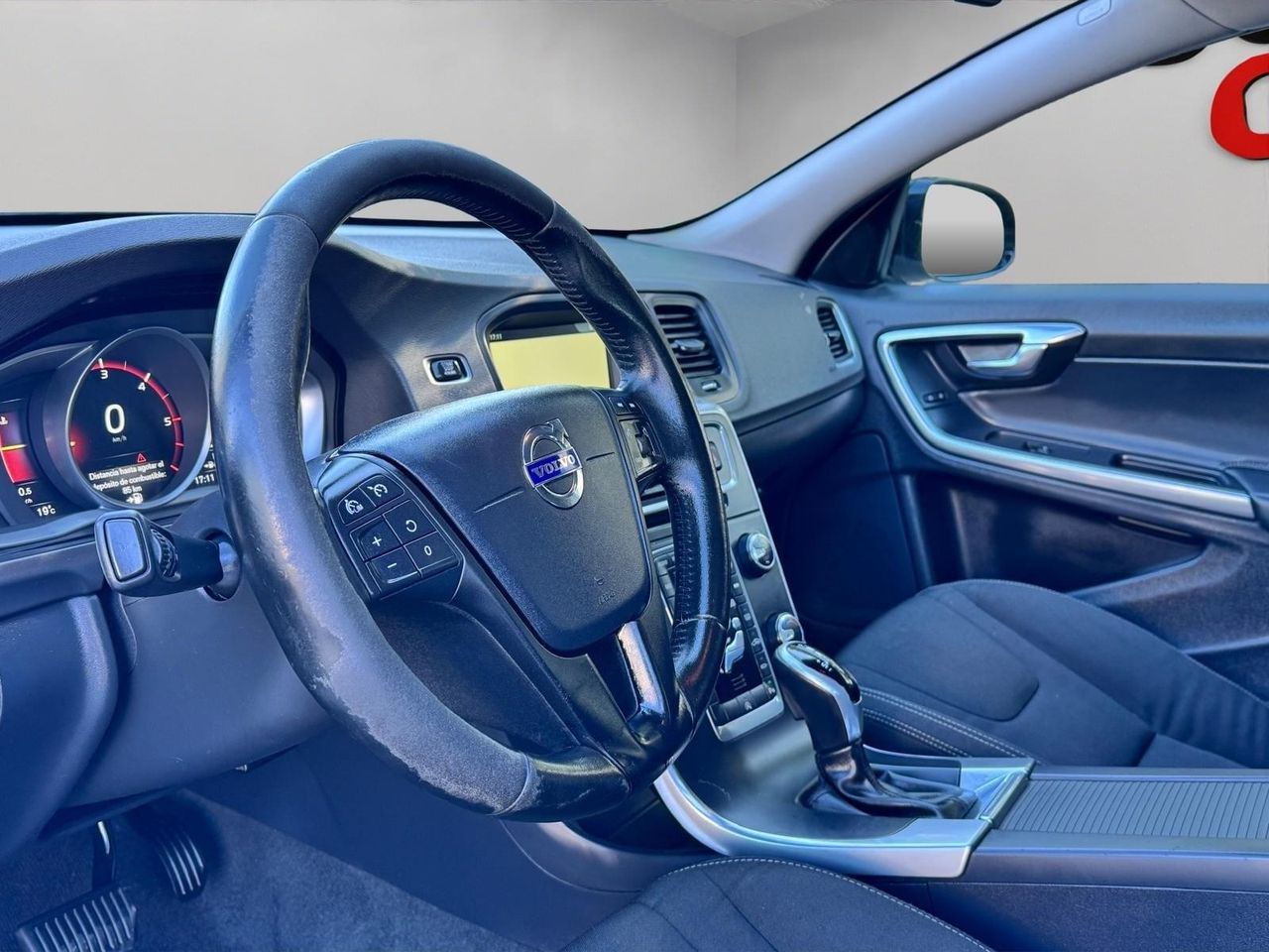 VOLVO V60 2.0 150CV - Foto 27