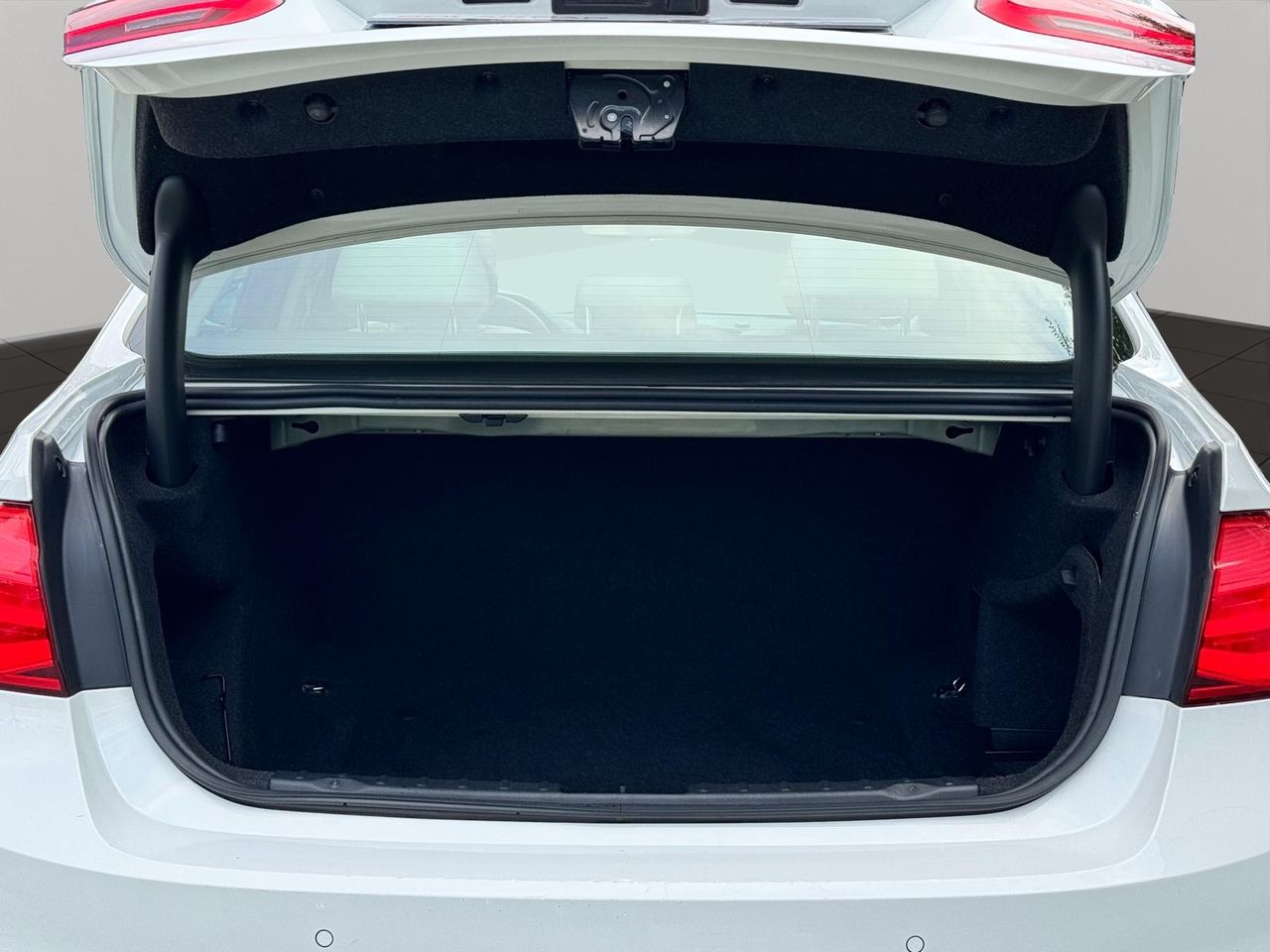 BMW SERIE 3 2.0 252CV - Foto 24