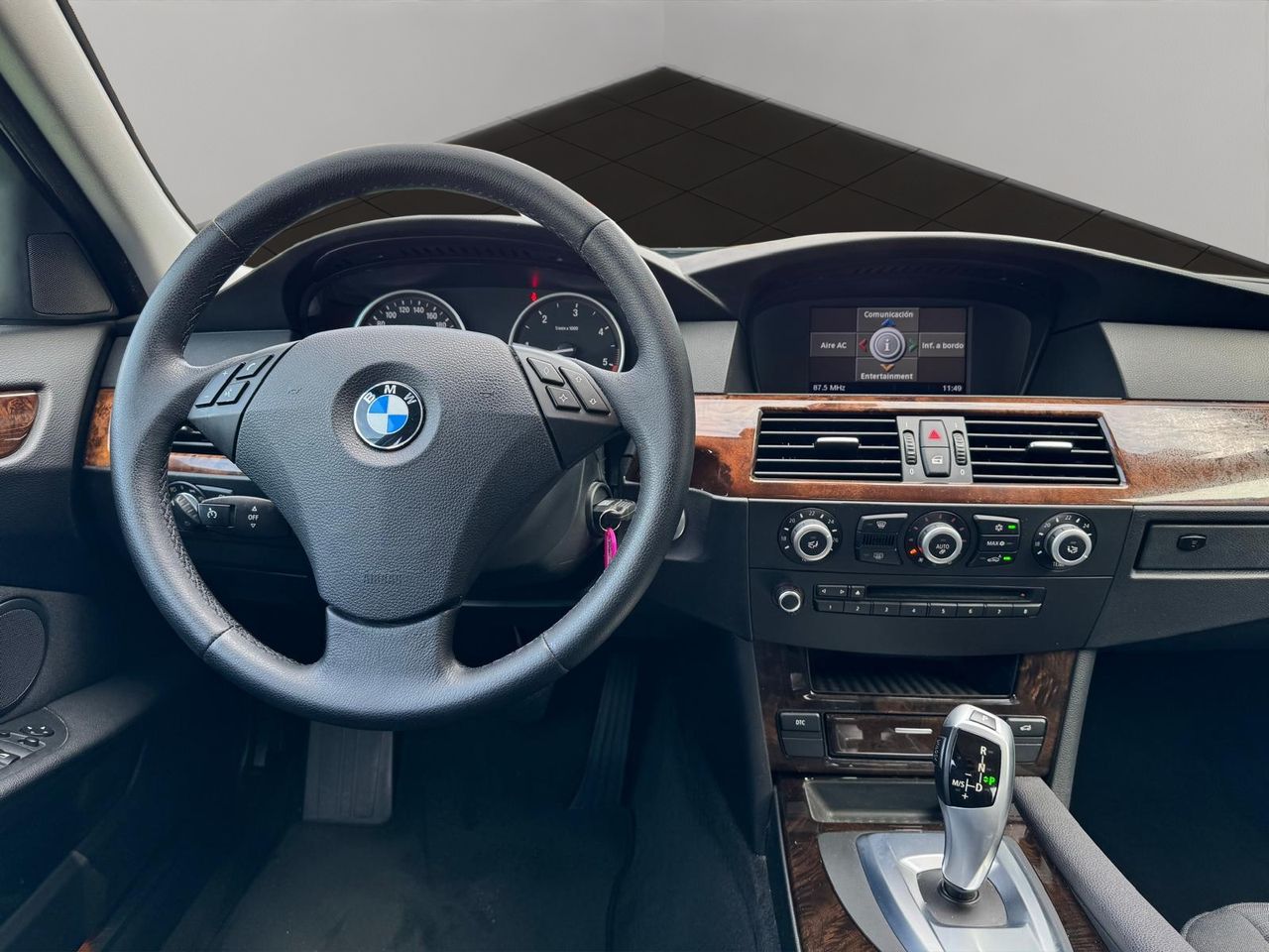 BMW SERIE 5 525D AUT. - Foto 17