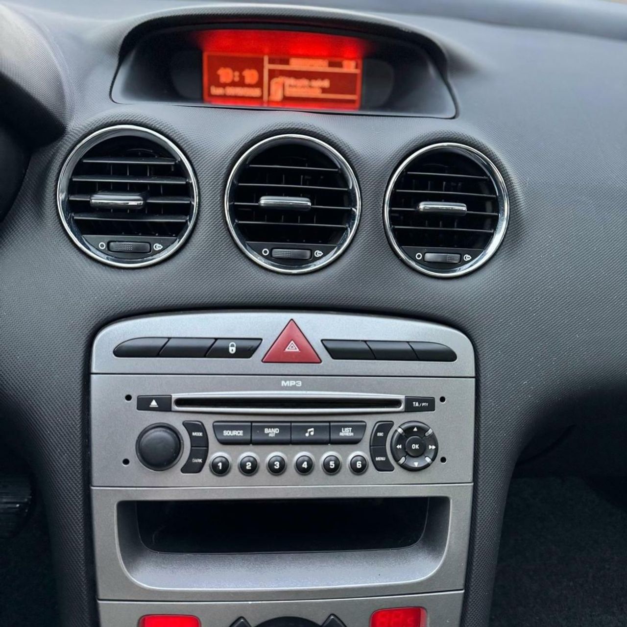 PEUGEOT 308 1.6 120CV - Foto 31