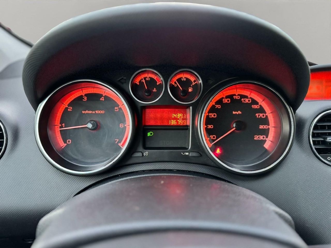 PEUGEOT 308 1.6 120CV - Foto 13