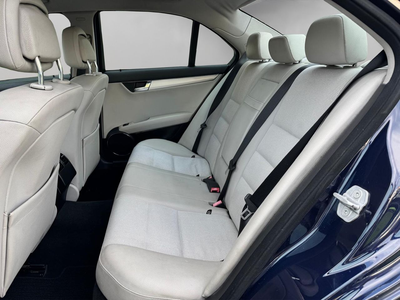 MERCEDES CLASE C C200 CDI AVANTGARDE AUT. - Foto 20