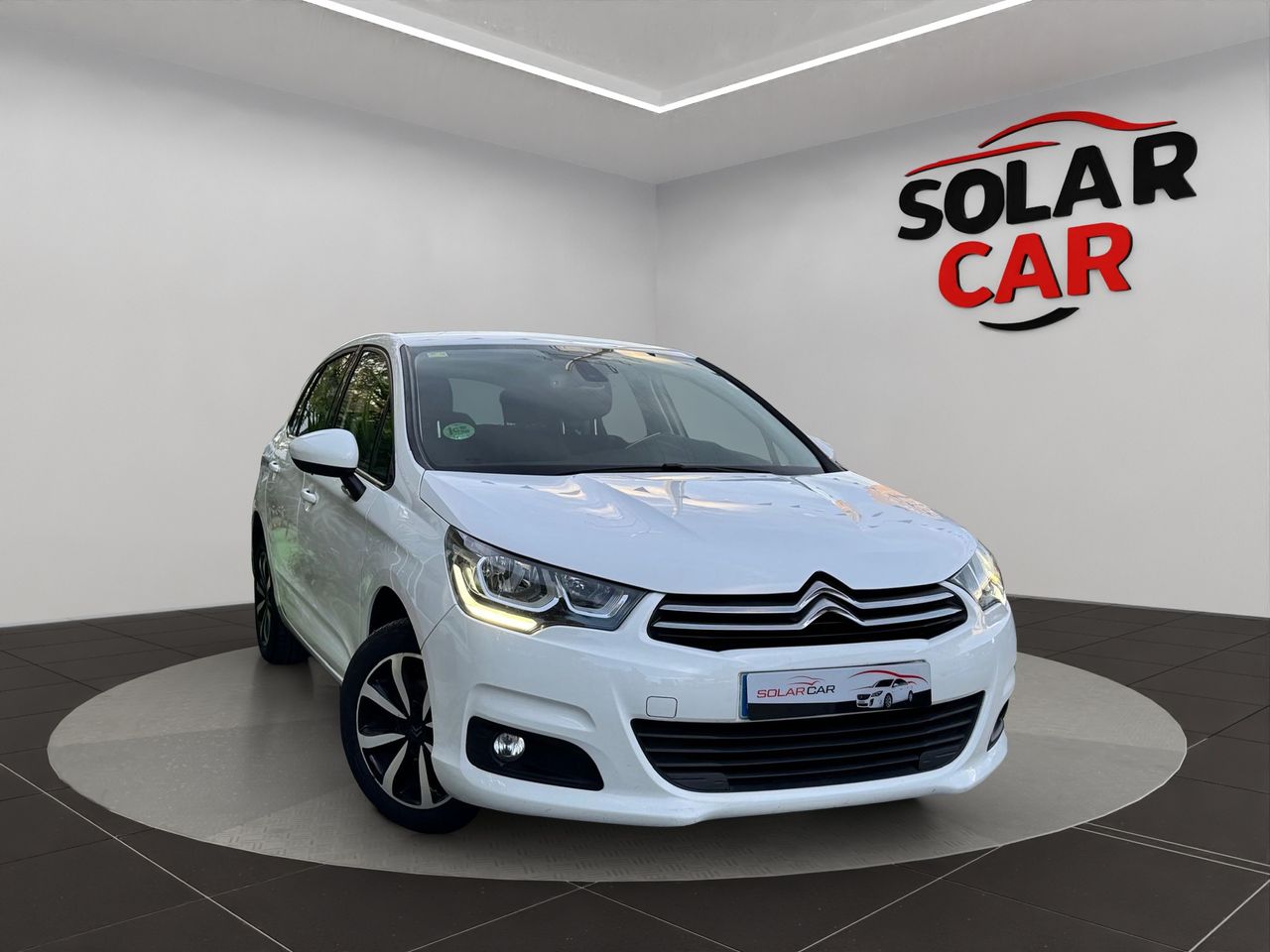 CITROEN C4 1.2 130CV - Foto 4
